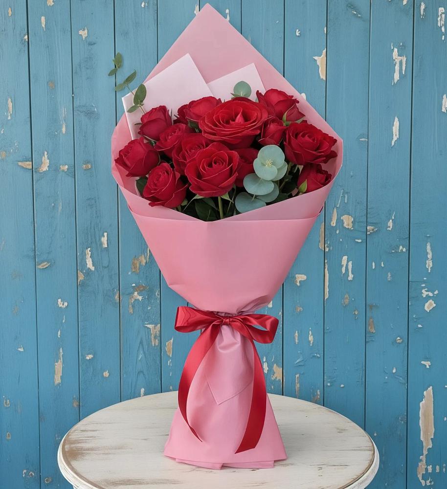Букет цветов из: Розы в Кипень