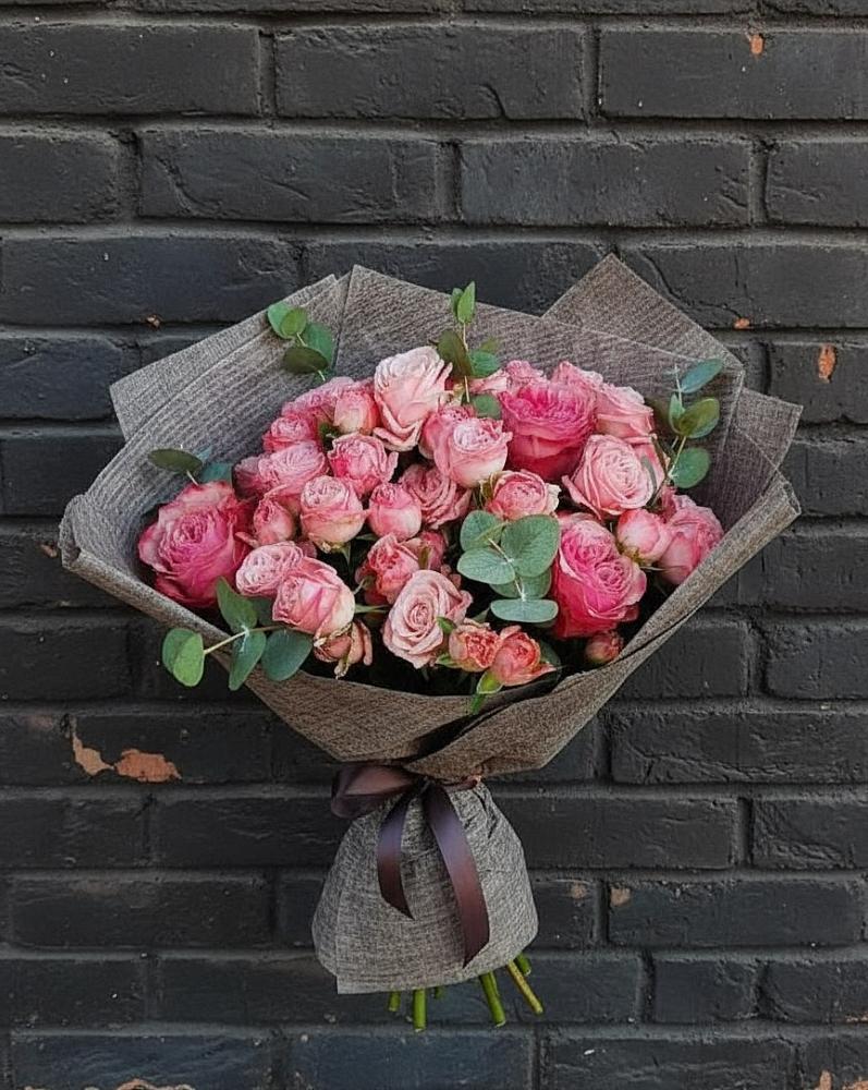 Букет цветов из: Розы в Кипень