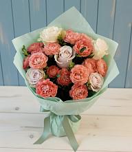 Букет цветов из:  Розы в Кипень