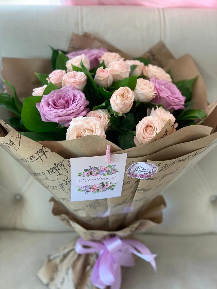 Букет цветов из: Розы в Кипень