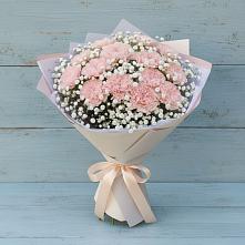 Букет цветов из:  Гвоздики в Кипень