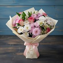 Букет цветов из:  Хризантемы, Альстромерии и Розы в Кипень