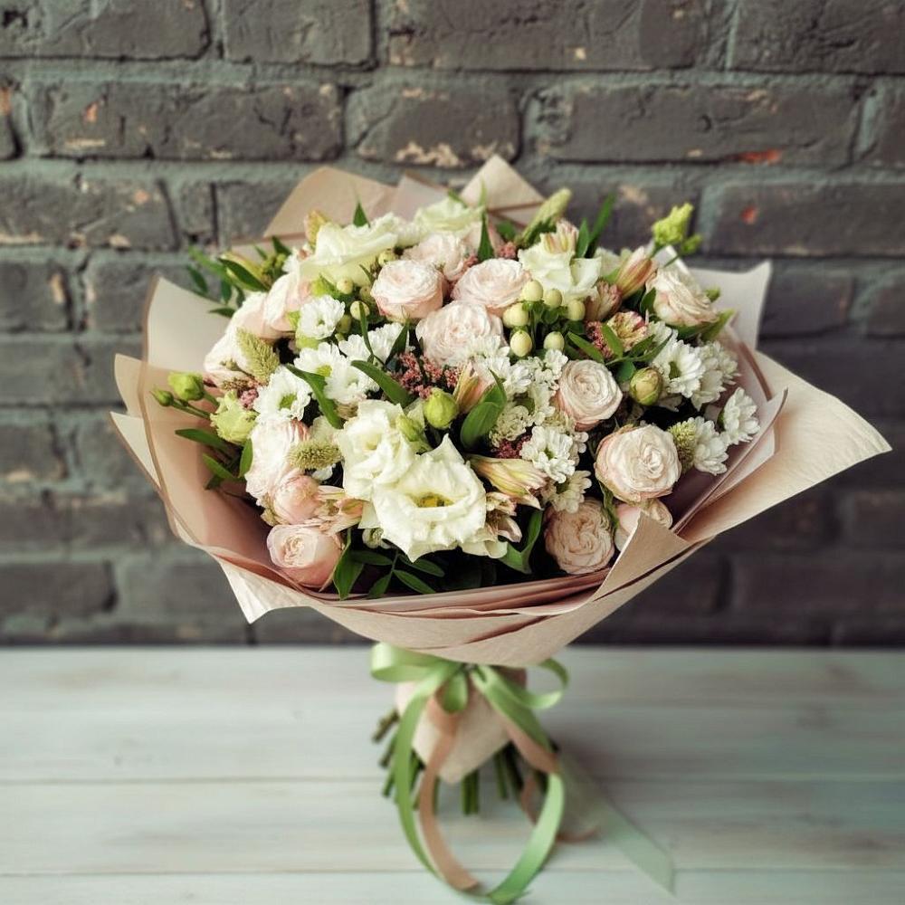 Букет цветов из: Альстромерии, Розы и Хризантемы в Кипень