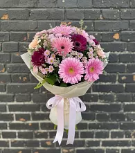 Букет цветов из:  Герберы и Хризантемы в Кипень