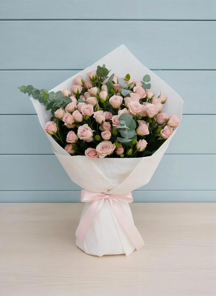 Букет цветов из: Розы в Кипень