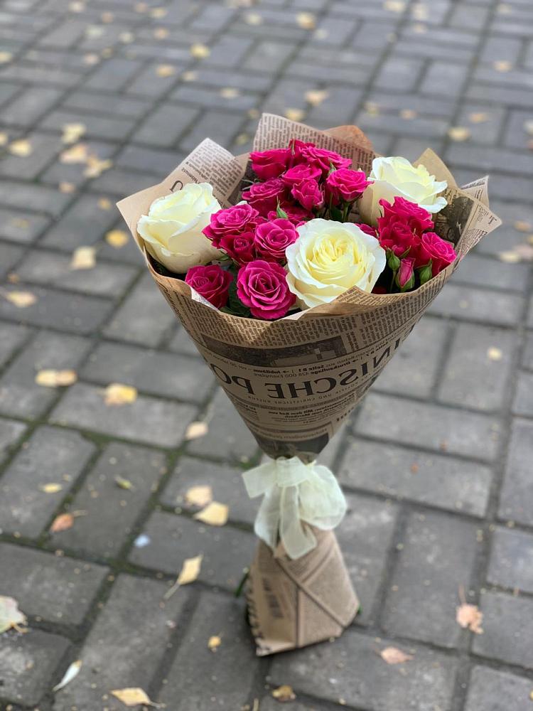 Букет цветов из: Розы в Кипень