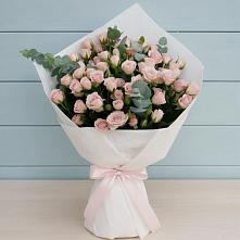 Букет цветов из:  Розы в Кипень